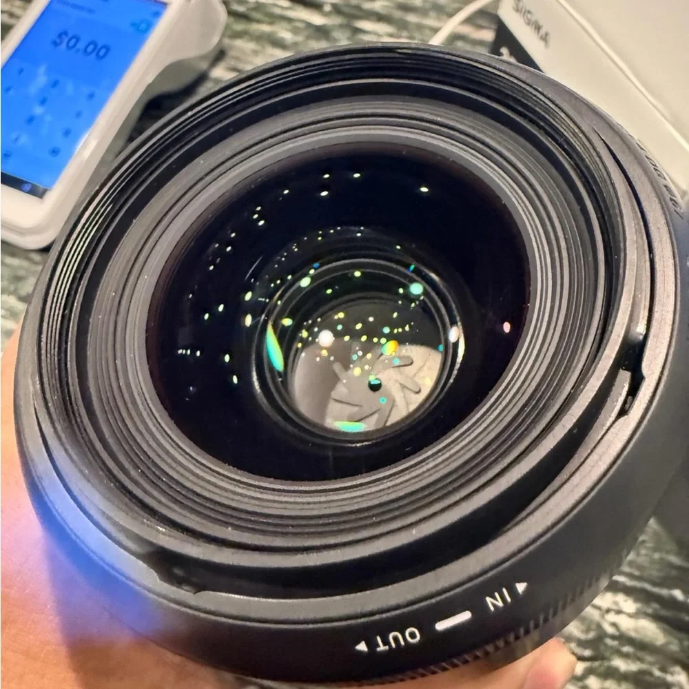Sigma Beauty 35mm f/1.4 DG Lens - Black